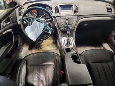 Vista de 2012 BUICK REGAL, ángulo 8