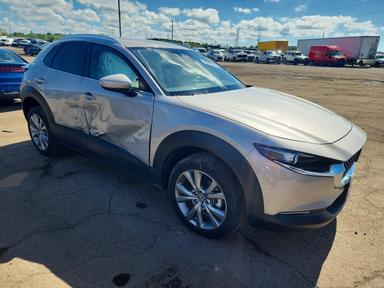 Vue de 2022 MAZDA CX-30 SELECT, angle 4