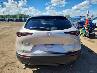 Vue de 2022 MAZDA CX-30 SELECT, angle 6