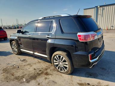 Vista de 2017 GMC TERRAIN DENALI, ángulo 2