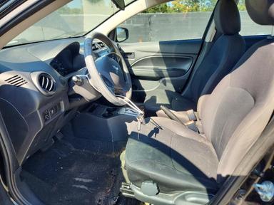 Vue de 2020 MITSUBISHI MIRAGE G4 ES, LE, BE, angle 7