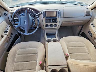 منظر 2005 FORD EXPLORER XLT، زاوية 8
