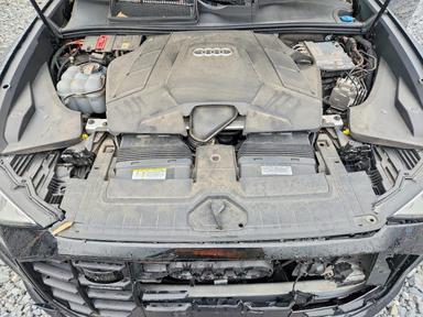 Vista de 2022 AUDI Q8 PRESTIGE S-LINE, ángulo 12