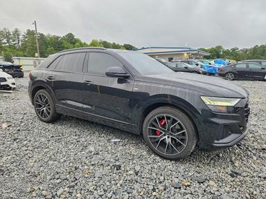 Vista de 2022 AUDI Q8 PRESTIGE S-LINE, ángulo 4