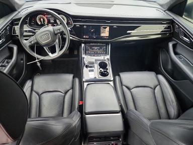 Vista de 2022 AUDI Q8 PRESTIGE S-LINE, ángulo 8