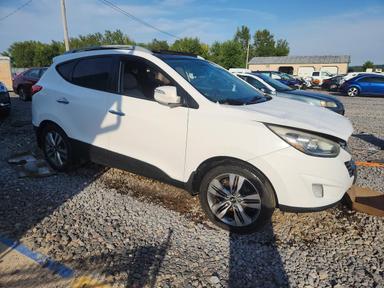 Вид 2015 HYUNDAI TUCSON LIMITED, угол 4