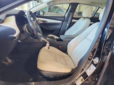 Vista de 2020 MAZDA 3 PREMIUM, ángulo 7