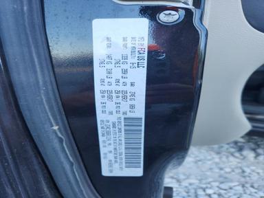 Vue de 2016 CHRYSLER TOWN &amp; COUNTRY TOURING, angle 14