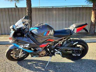 2022 BMW S 1000 RR view, angle 3