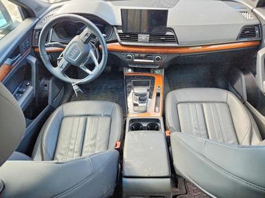 Vue de 2023 AUDI Q5 PREMIUM PLUS 45, angle 8