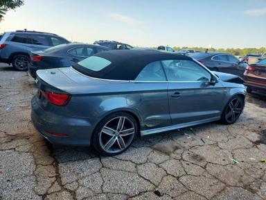 منظر 2016 AUDI A3 PREMIUM PLUS S-LINE، زاوية 3