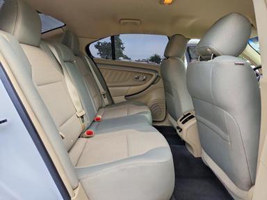 Vedere 2018 FORD TAURUS SEL, unghi 10