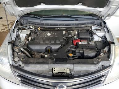 Vedere 2011 NISSAN VERSA 1.8 S, unghi 11
