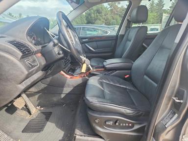 Vista de 2006 BMW X5 4.4I, ángulo 7