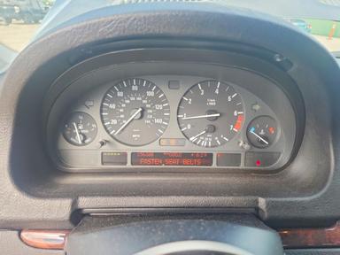 Vista de 2006 BMW X5 4.4I, ángulo 9