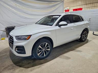 Vista de 2021 AUDI Q5 PREMIUM, ángulo 1