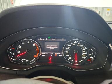 Vista de 2021 AUDI Q5 PREMIUM, ángulo 9