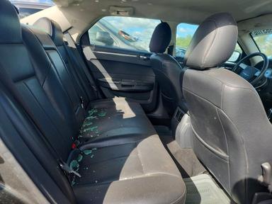منظر 2010 CHRYSLER 300 TOURING، زاوية 10