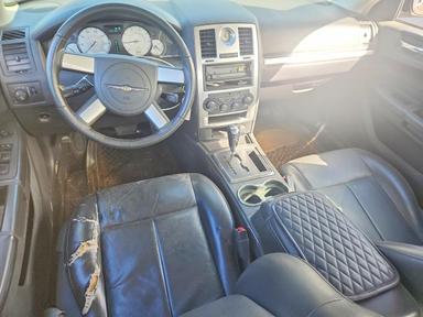 منظر 2010 CHRYSLER 300 TOURING، زاوية 8