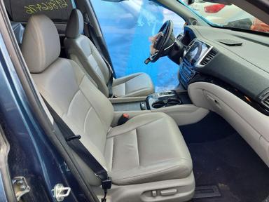 منظر 2017 HONDA PILOT TOURING، زاوية 7