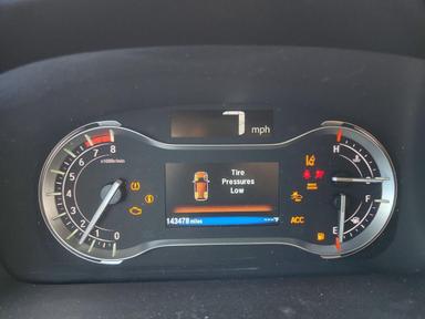 منظر 2017 HONDA PILOT TOURING، زاوية 9