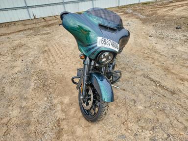 Вид 2021 HARLEY-DAVIDSON FLHXS, угол 2