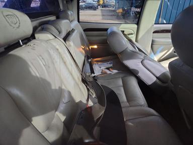 2003 CADILLAC ESCALADE EXT view, angle 10