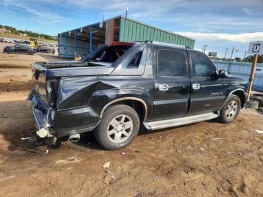 2003 CADILLAC ESCALADE EXT view, angle 3