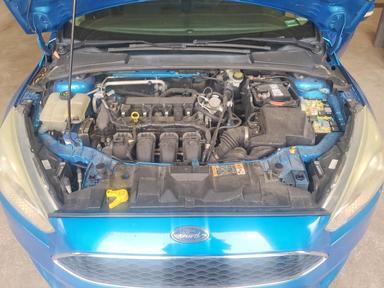 Vue de 2016 FORD FOCUS SE, angle 11