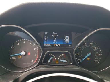Vue de 2016 FORD FOCUS SE, angle 9