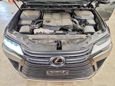 منظر 2023 LEXUS LX 600 LUXURY، زاوية 12