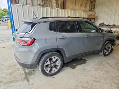 2019 JEEP COMPASS LIMITED view, angle 3