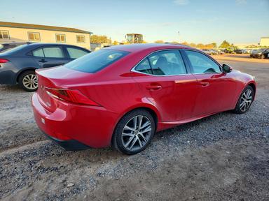 Vedere 2019 LEXUS IS 300, unghi 3