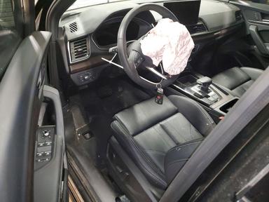 منظر 2025 AUDI Q5 E PREMIUM PLUS 55، زاوية 8