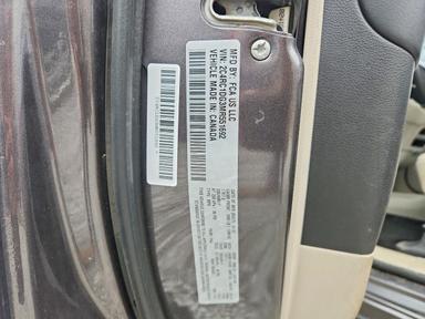 Vue de 2021 CHRYSLER VOYAGER LXI, angle 13