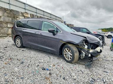 Vue de 2021 CHRYSLER VOYAGER LXI, angle 4