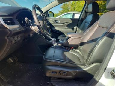 Vista de 2021 GMC ACADIA SLT, ángulo 7