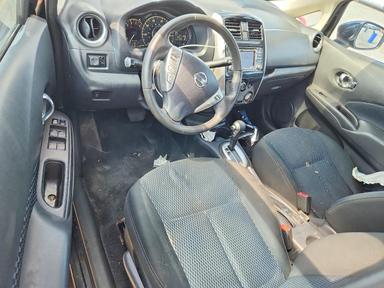Vue de 2015 NISSAN VERSA NOTE SV, angle 8