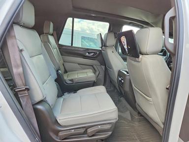 Вид 2021 GMC YUKON SLT, угол 10