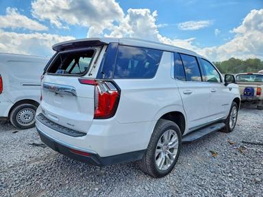 Вид 2021 GMC YUKON SLT, угол 3