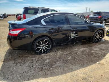 منظر 2009 NISSAN MAXIMA 3.5 S، زاوية 3