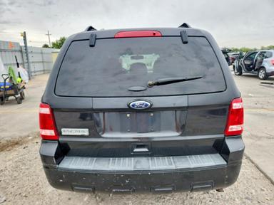 Vue de 2011 FORD ESCAPE XLT, angle 6