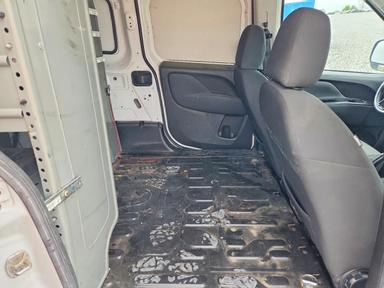 Vista de 2017 RAM PROMASTER CITY, ángulo 11