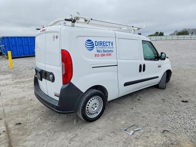 Vista de 2017 RAM PROMASTER CITY, ángulo 3