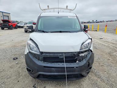 Vista de 2017 RAM PROMASTER CITY, ángulo 5