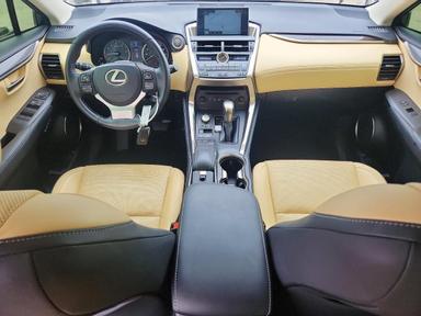 منظر 2015 LEXUS NX 200T، زاوية 8
