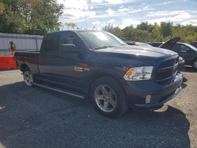 Vue de 2018 RAM 1500 ST, angle 4
