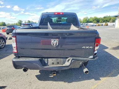 Vue de 2018 RAM 1500 ST, angle 6