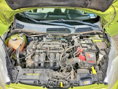Vista de 2011 FORD FIESTA SES, ángulo 11