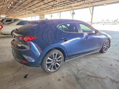 Vedere 2020 MAZDA 3 PREFERRED, unghi 3